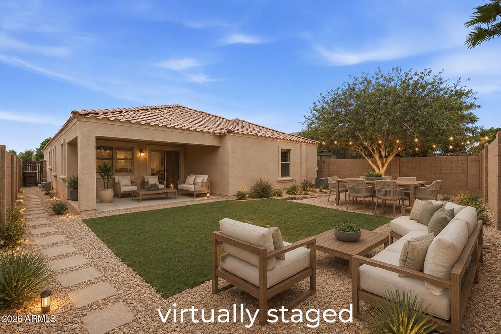 Image 8 of property listing at 3890 E GRAPHITE Road, San Tan Valley, AZ 85143