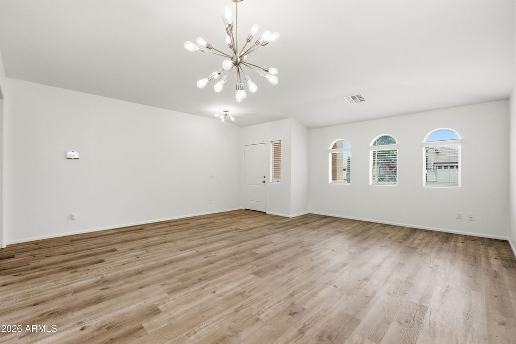 Image 9 of property listing at 3890 E GRAPHITE Road, San Tan Valley, AZ 85143