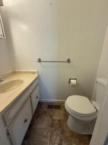 10 Ridgeport Drive, Covington, KY 41017