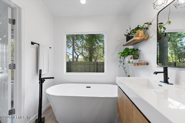 175 DEL PRADO Drive, Ponte Vedra Beach, FL 32082