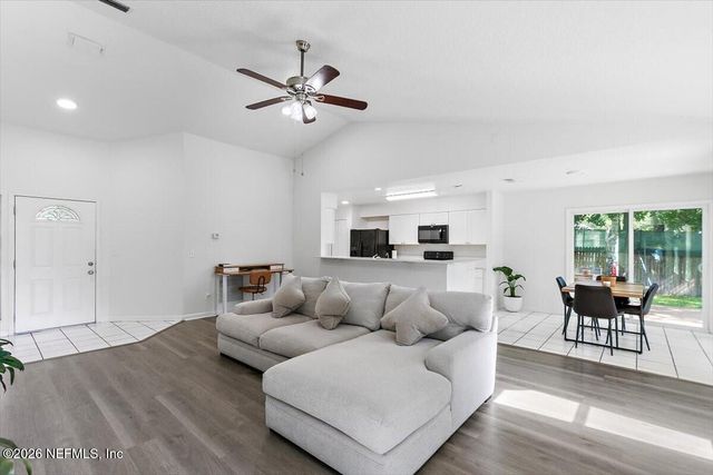 175 DEL PRADO Drive, Ponte Vedra Beach, FL 32082