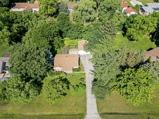 5736 Willow Springs Road, La Grange Highlands, IL 60525