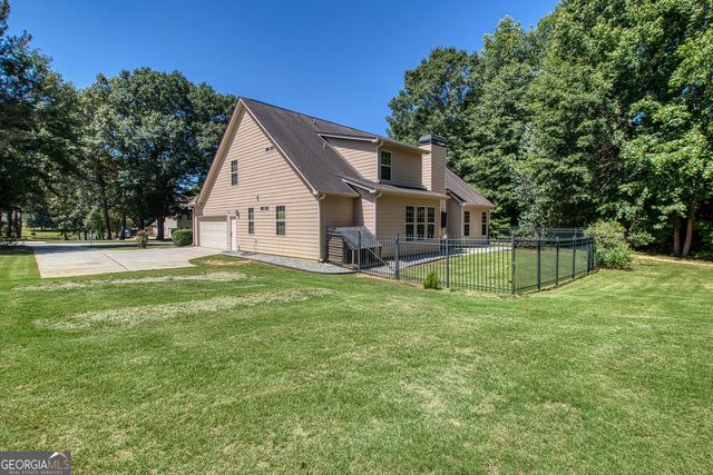 374 Austin Storey Circle, Newnan, GA 30263