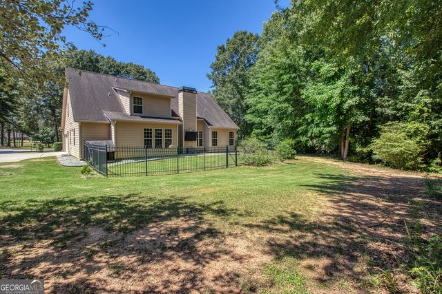 374 Austin Storey Circle, Newnan, GA 30263