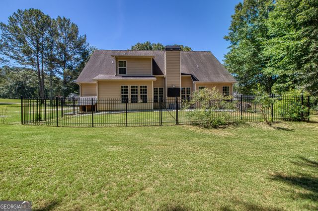 374 Austin Storey Circle, Newnan, GA 30263