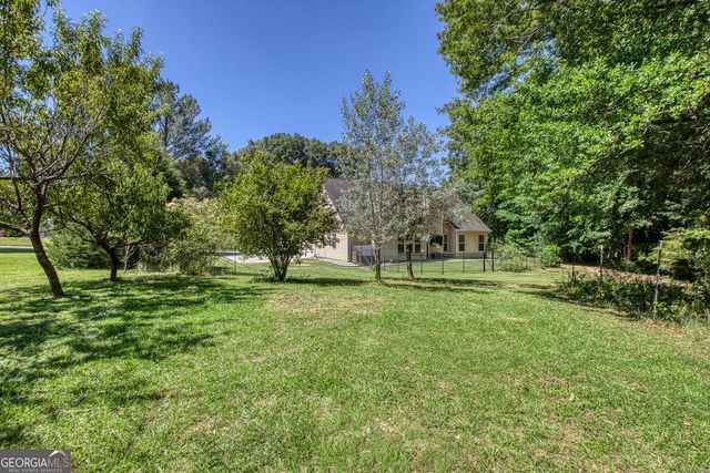 374 Austin Storey Circle, Newnan, GA 30263