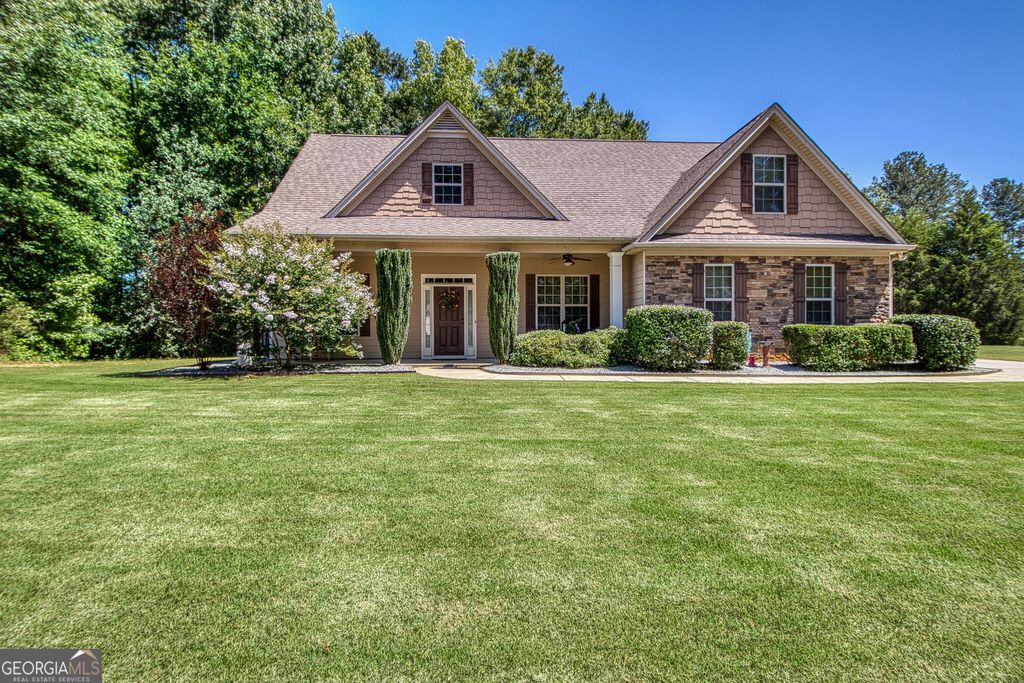 374 Austin Storey Circle, Newnan, GA 30263