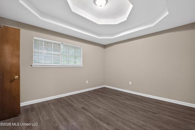 5354 Brookhollow Drive, Jackson, MS 39212