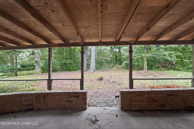 5354 Brookhollow Drive, Jackson, MS 39212