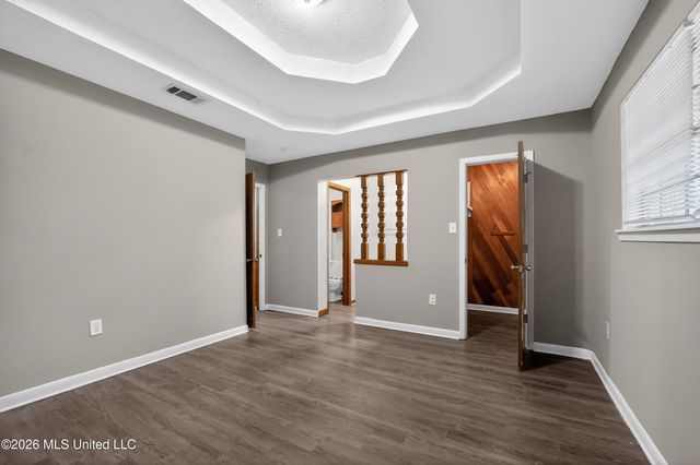 5354 Brookhollow Drive, Jackson, MS 39212