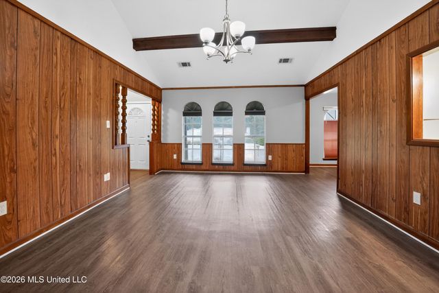 5354 Brookhollow Drive, Jackson, MS 39212