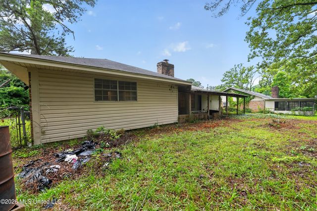 5354 Brookhollow Drive, Jackson, MS 39212
