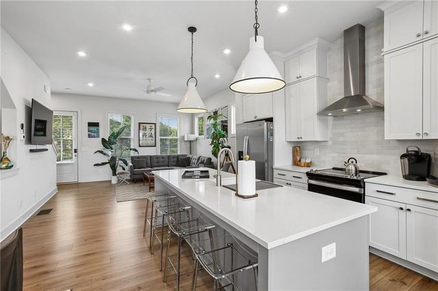 990 Viney Way NW, Atlanta, GA 30318