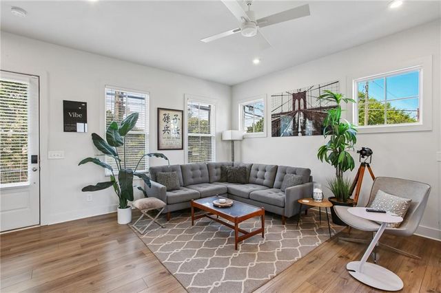 990 Viney Way NW, Atlanta, GA 30318