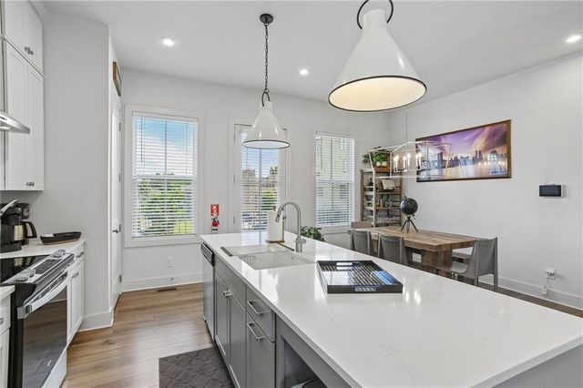 990 Viney Way NW, Atlanta, GA 30318
