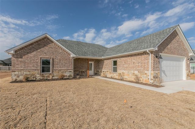 102 Aspen, Paradise, TX 76073
