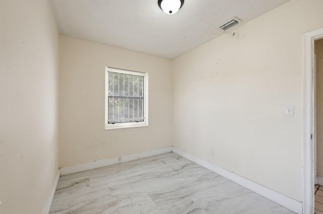 5700 N Miami Avenue, Miami, FL 33127