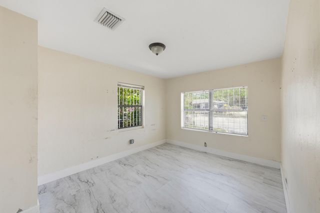 5700 N Miami Avenue, Miami, FL 33127