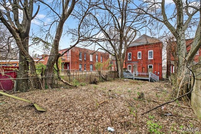 3241 California Avenue, St Louis, MO 63118