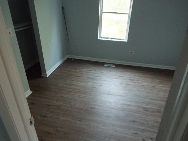 706 E 72nd Street, Chicago, IL 60619