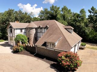 N7450 Carriage DRIVE, Elkhorn, WI 53121