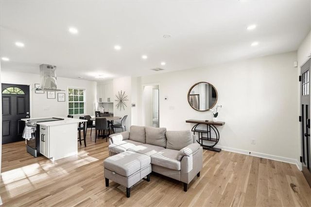 1147 Graymont Drive SW, Atlanta, GA 30310