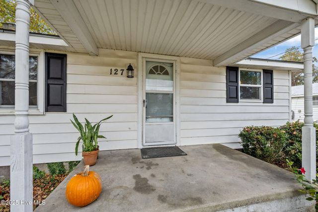 127 Moosehart Avenue, Jacksonville, NC 28540