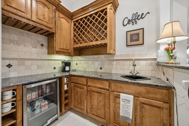 2930 Falcon Way, Midlothian, TX 76065