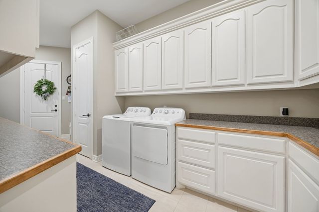 2930 Falcon Way, Midlothian, TX 76065