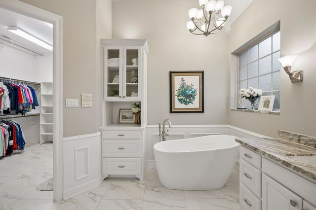 2930 Falcon Way, Midlothian, TX 76065