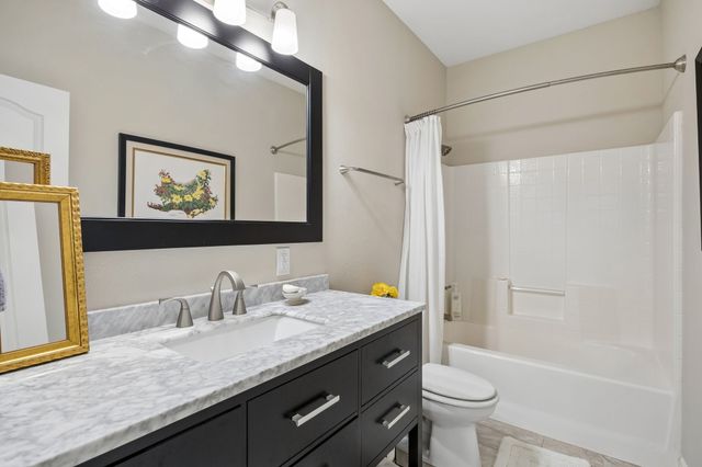 2930 Falcon Way, Midlothian, TX 76065