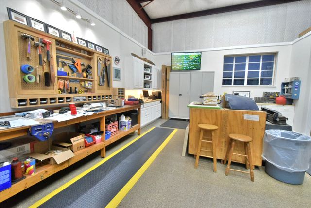 2930 Falcon Way, Midlothian, TX 76065