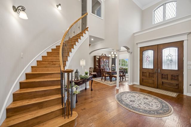 2930 Falcon Way, Midlothian, TX 76065