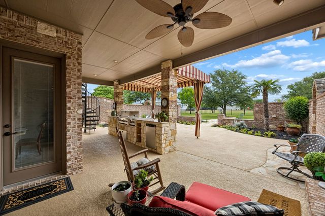 2930 Falcon Way, Midlothian, TX 76065