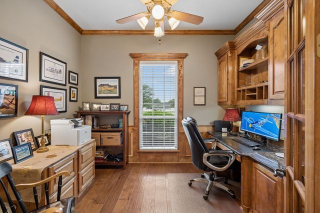 2930 Falcon Way, Midlothian, TX 76065