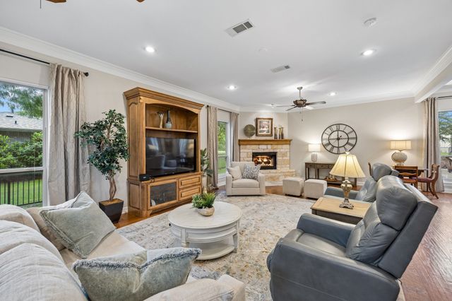 2930 Falcon Way, Midlothian, TX 76065