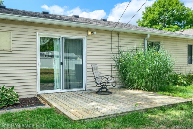 6117 Westdale Drive, Grand Blanc Charter Township, MI 48439