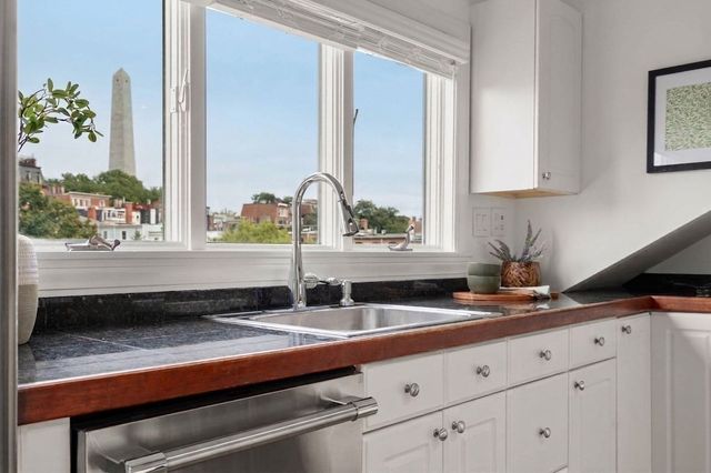 3 Dexter Row 3, Boston, MA 02129