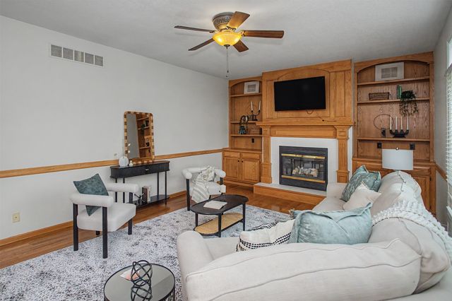 2917 Bayberry Road, Ames, IA 50014