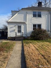 46 Locust Street, Carteret, NJ 07008