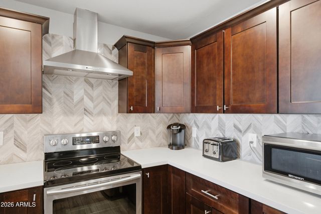 6737 E Lewis Avenue, Scottsdale, AZ 85257