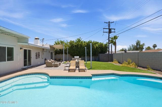 6737 E Lewis Avenue, Scottsdale, AZ 85257