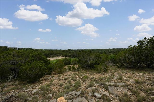 439 Vail River RD, Dripping Springs, TX 78620