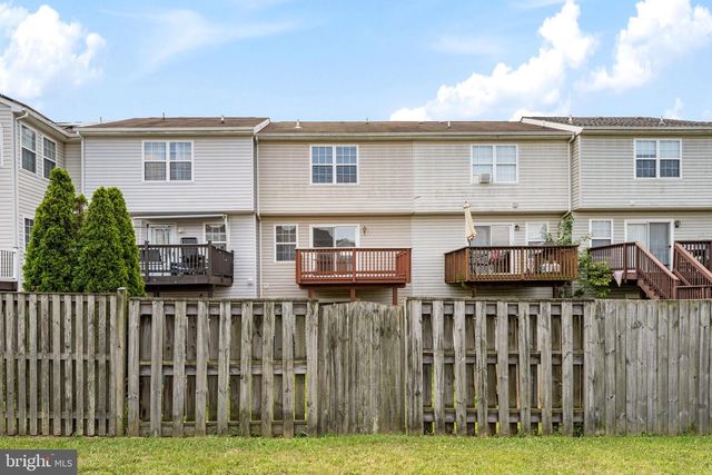 868 AZTEC DR, Martinsburg, WV 25405