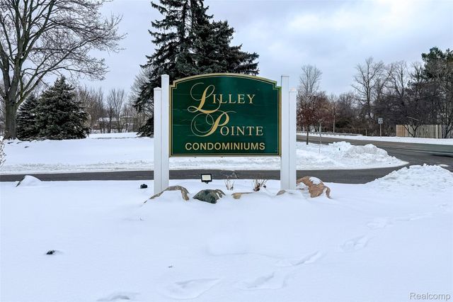 42739 Lilley Pointe Drive, Canton Charter Township, MI 48187