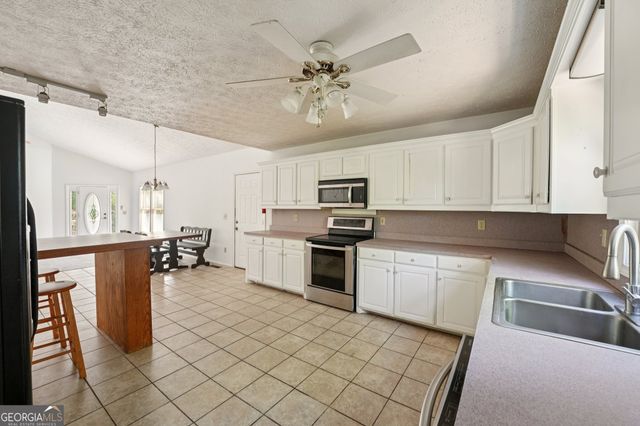 5154 Us Highway 27, Franklin, GA 30217
