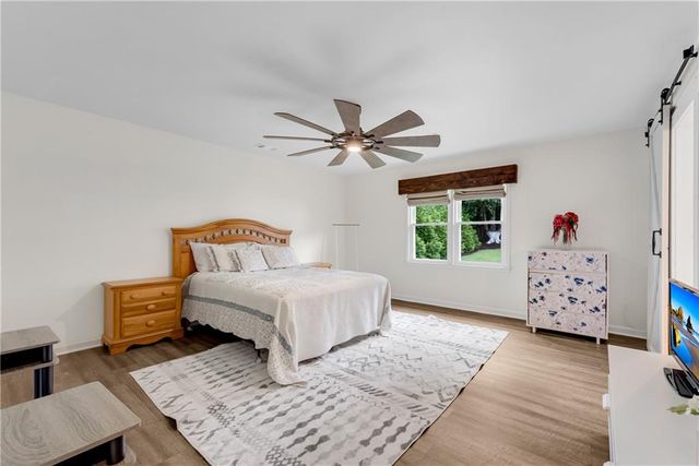 195 Thistlewood Lane, Roswell, GA 30075