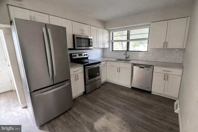 964 MICHAEL AVE, Vineland, NJ 08360