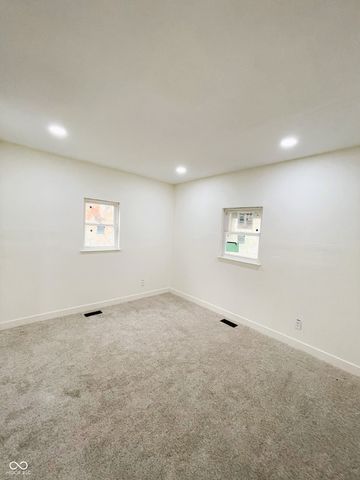 905 W 3rd Street, Anderson, IN 46016