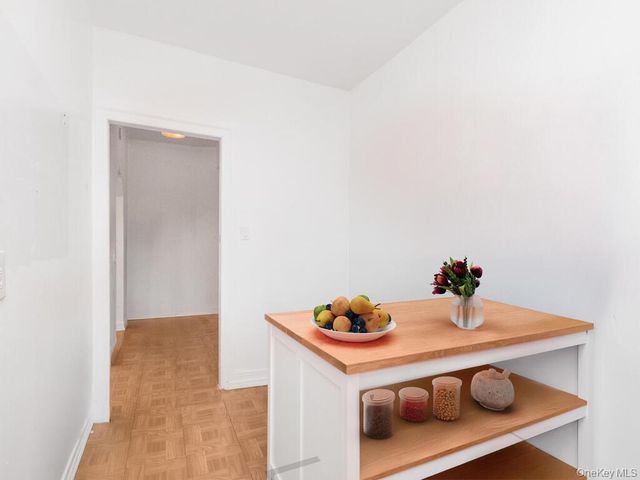 805 E 182nd Street 4E, Bronx, NY 10460